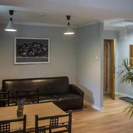 Appartement Apartament Z Widokiem Na Tatry, Budynek 