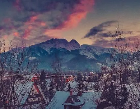 Apartament Z Widokiem Na Tatry, Budynek 